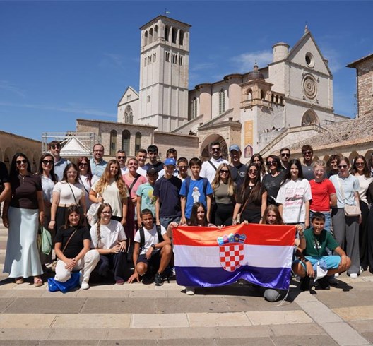 Najuspješniji vjeroučenici nagrađeni hodočašćem u svetišta Italije