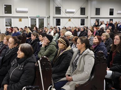 /Slike/A/2025/12-2025/Održana adventska duhovna obnova za vjeroučiteljeice i odgojiteljice u vjeri  (17).jpg