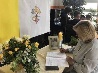/Slike/A/2025/4/U sjećanje na svetog oca Franju (1).jpg
