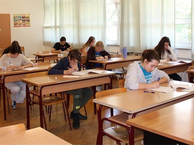 /Slike/A/2026/04-2026/OŠ Jure Kaštelana i XV. gimnazija iz Zagreba pobjednici Vjeronaučne olimpijade (2).jpg