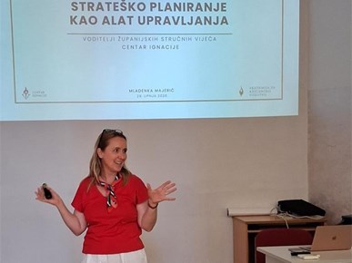 /Slike/A/2026/06-2026/26_Jačanje kompetencija voditelja ŽSV-a učitelja i nastavnika vjeronauka u skladu s reformskim procesima (1).jpg